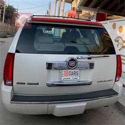 كاديلاك اسكاليد